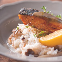 Kuze Fuku Yuzu Miso Premium Sauce 13.7 oz  (388.8g)