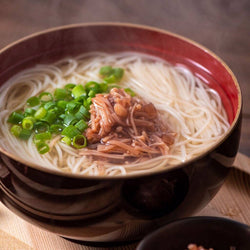 Kuze Fuku Enoki Mushrooms With Ume Plums 8.4 oz (240g)